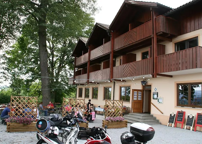 ゲストハウス Berggasthof Hinhart 3*